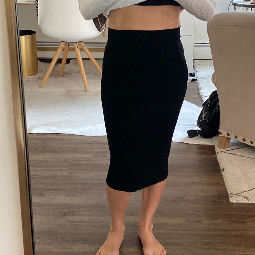Knititude Black ribbed tube skirt xs